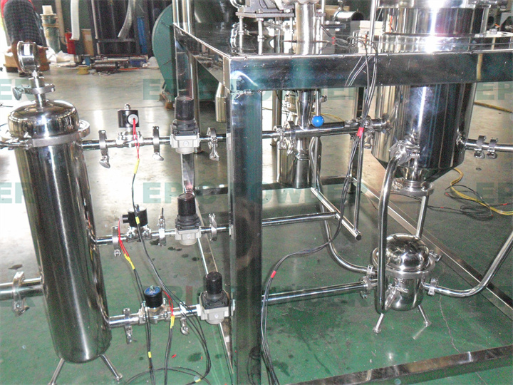 量产型扁平式气流粉碎机