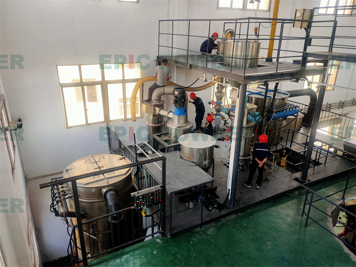 实验型对撞式气流磨